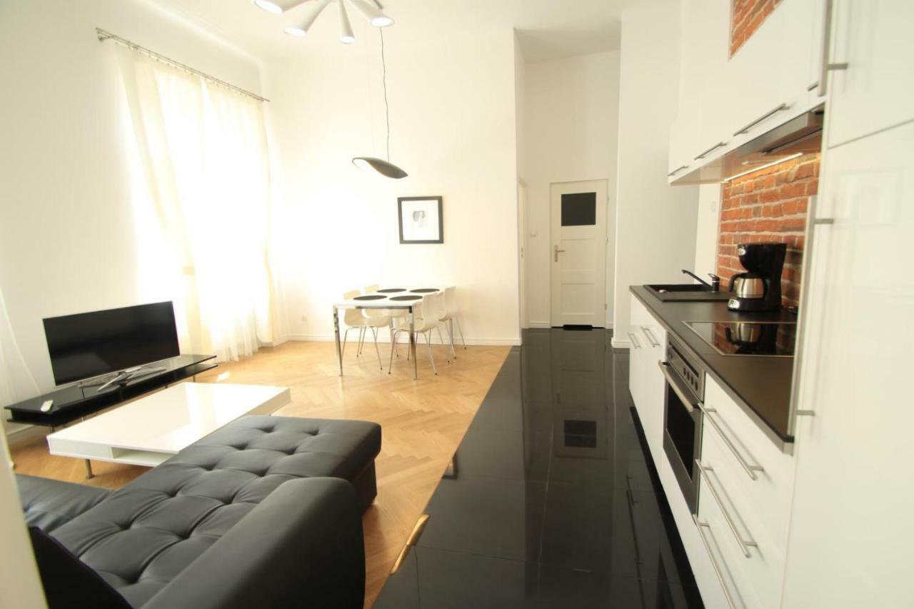 Main Market Square Apartments Краков Экстерьер фото