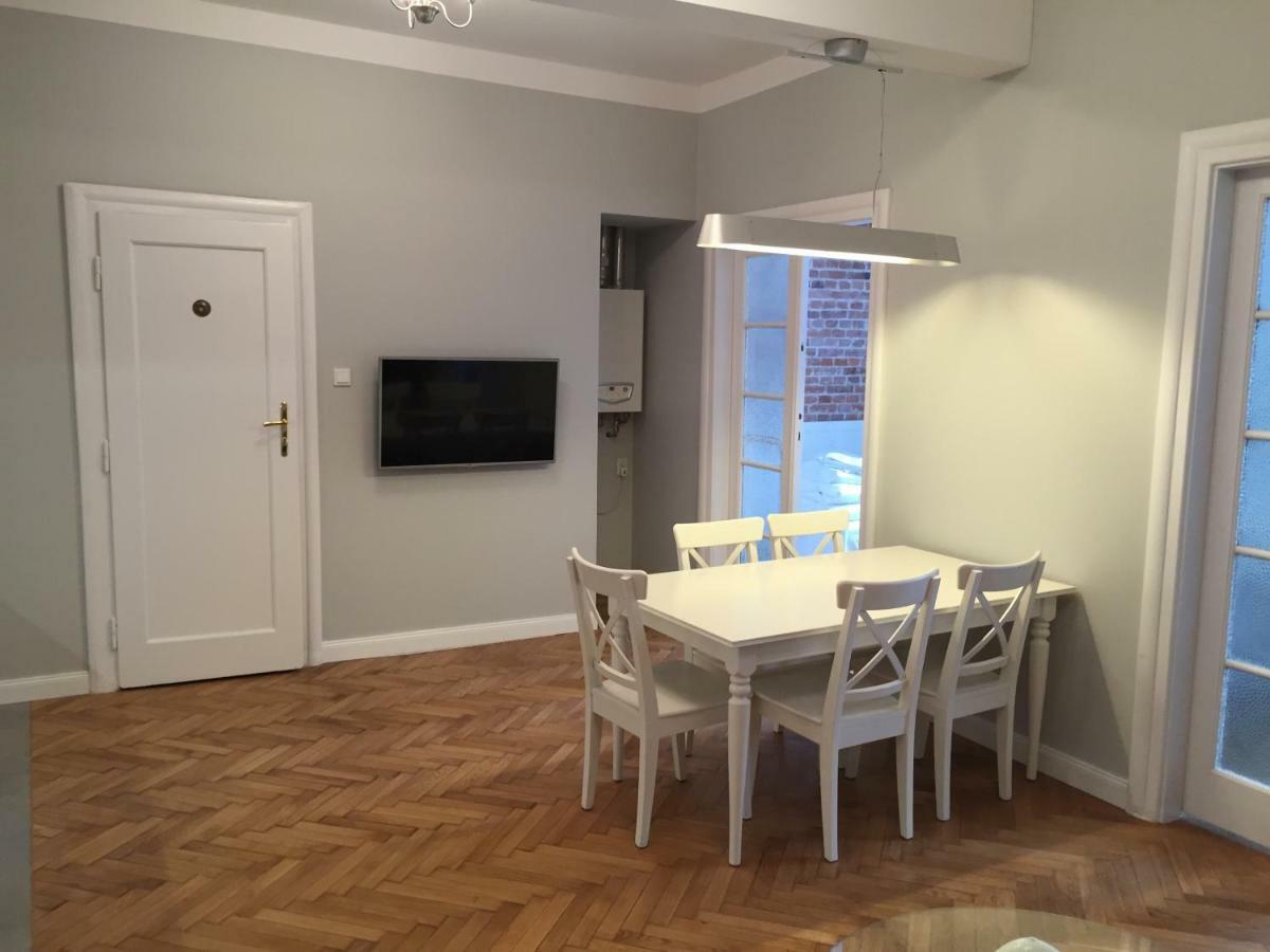Main Market Square Apartments Краков Экстерьер фото