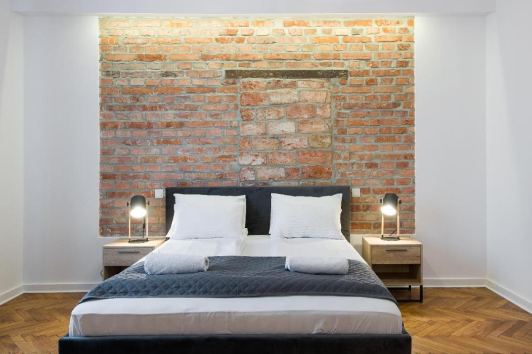 Main Market Square Apartments Краков Экстерьер фото